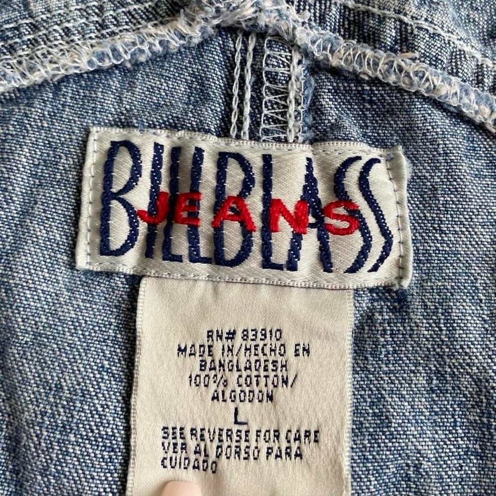 SOLDVintage 90s blue denim overall shortsSOLD - Picture 6 of 8